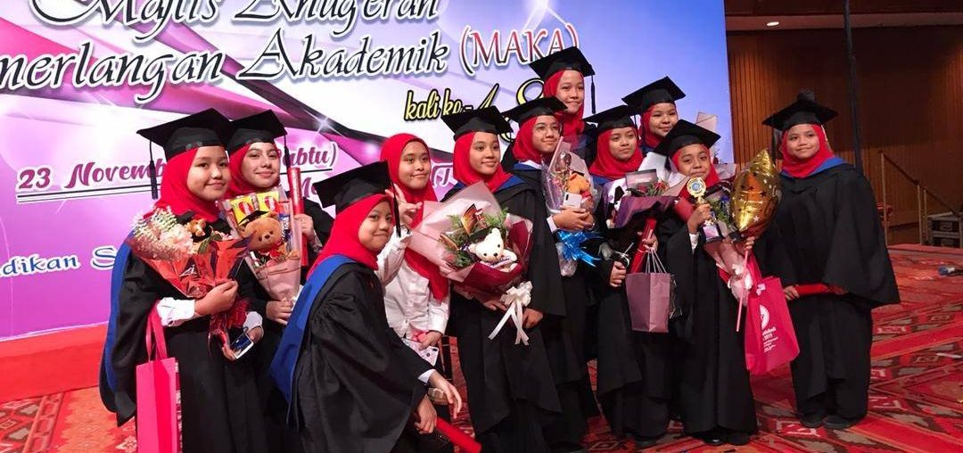WARNA WARNI MAJLIS ANUGERAH KECEMERLANGAN AKADEMIK (MAKA 2019)